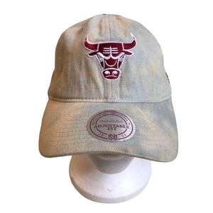 Chicago Bulls Hat Mitchell And Ness Adjustable Baseball Cap NBA Acid Wash Denim